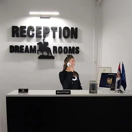 Apartment & Dream Nis