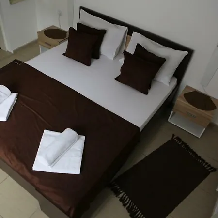 Apartment & Dream